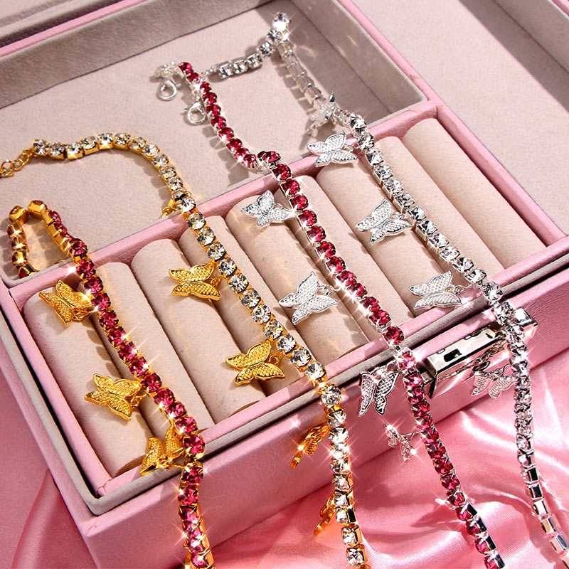 Vintage Butterfly Necklace Vintage Butterfly Necklace