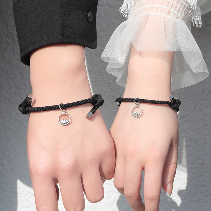 Rope Couple Bracelet with Magnite Rope Couple Bracelet with Magnite