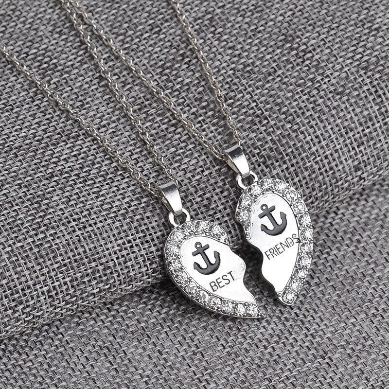 Couple Pendant Necklace Set Couple Pendant Necklace Set
