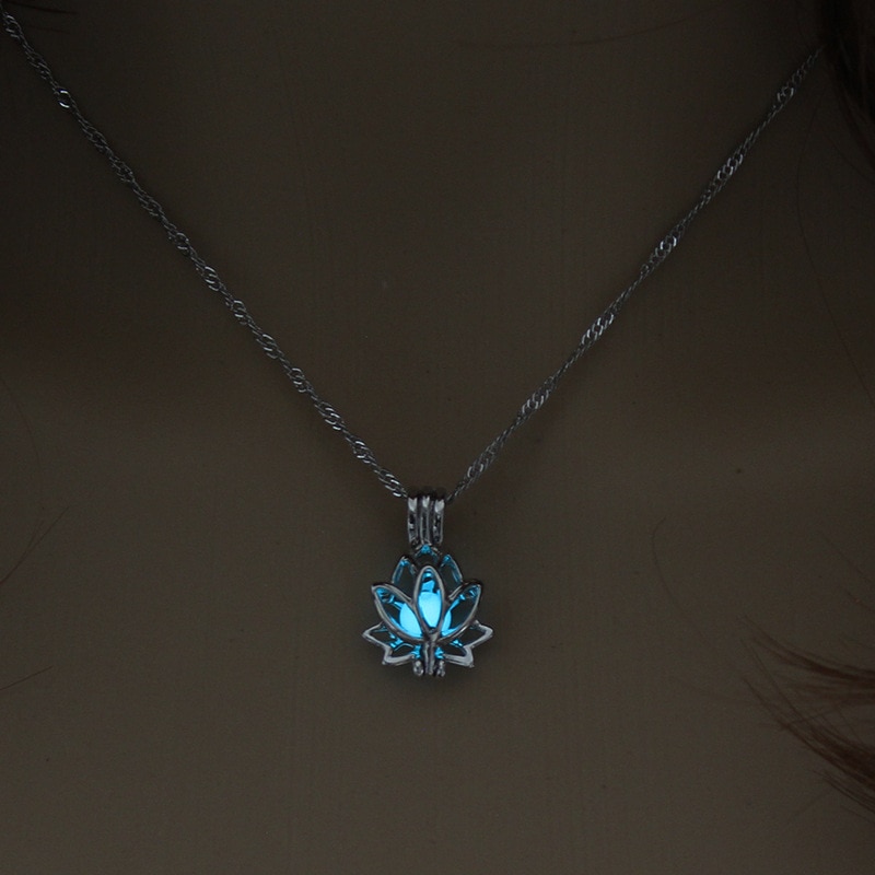 Luminous Lotus Shaped Necklace