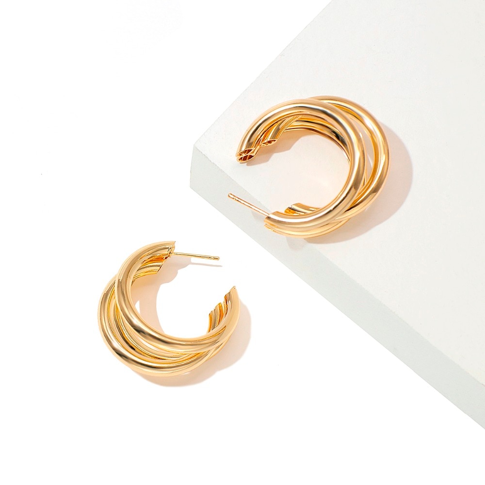 Women's Fashion Round Hoop Earrings Women's Fashion Round Hoop Earrings