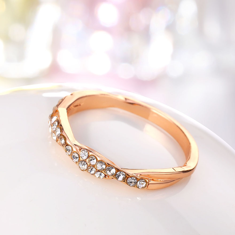 Women's Crystal Braid Ring Women's Crystal Braid Ring