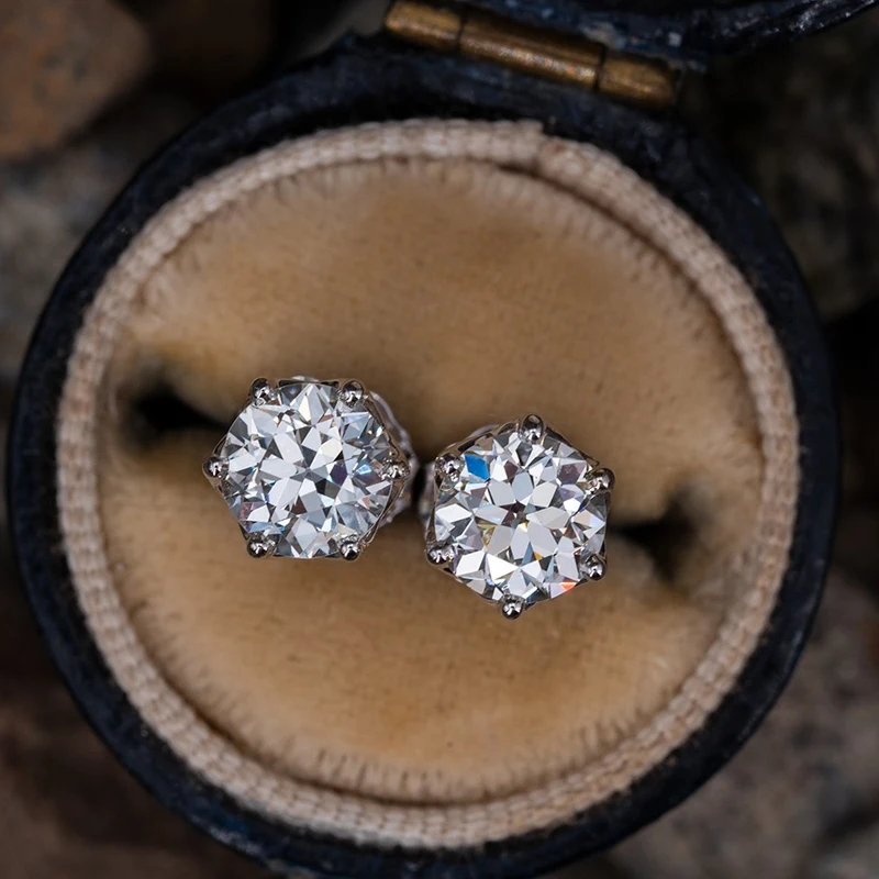 Women's 925 Sterling Silver Moissanite Stud Earrings